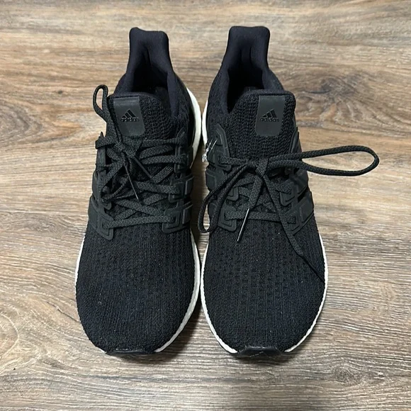 Adidas Women’s Ultraboost sneaker - Picture 2 of 6